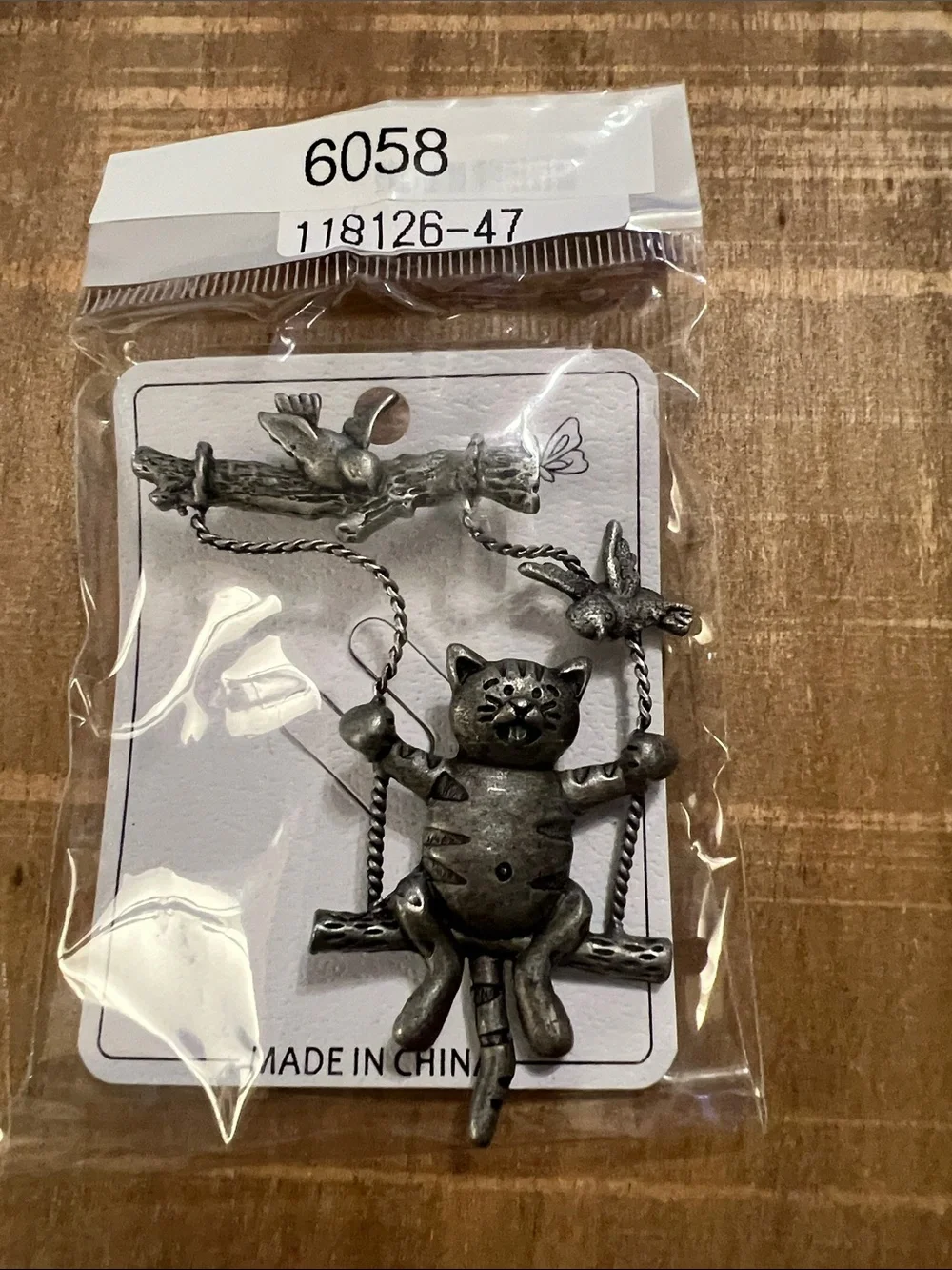 3/$18 Fashion Jewelry Antique Silver Cat on Swing Brooch with Bird Details 6058